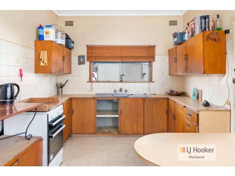 114 New England Highway, Rutherford NSW 2320