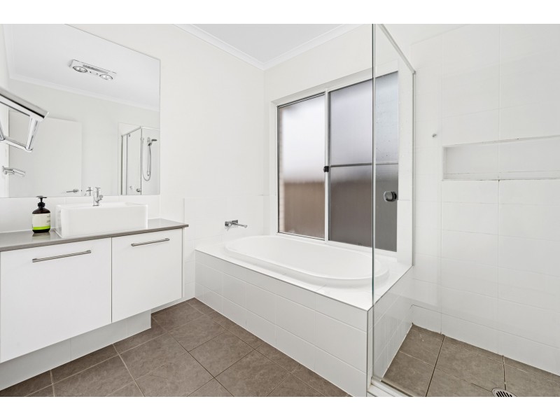 24 Scenic Drive, Gillieston Heights NSW 2321