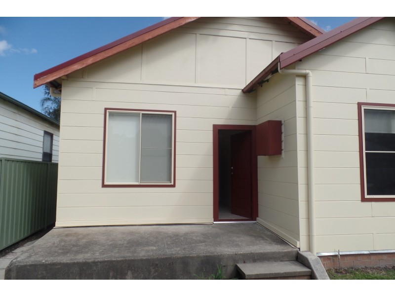 1/10 Walsh Street, Mayfield NSW 2304