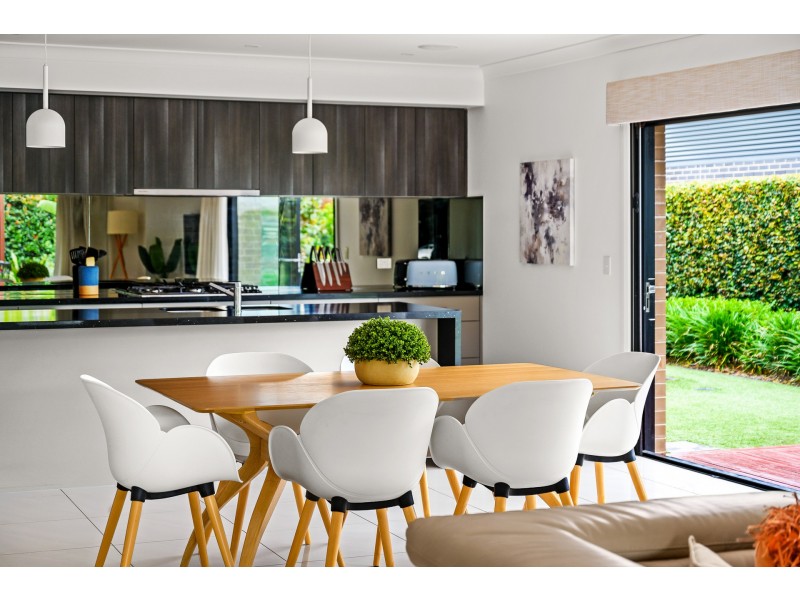 19 Grand Parade, Rutherford NSW 2320