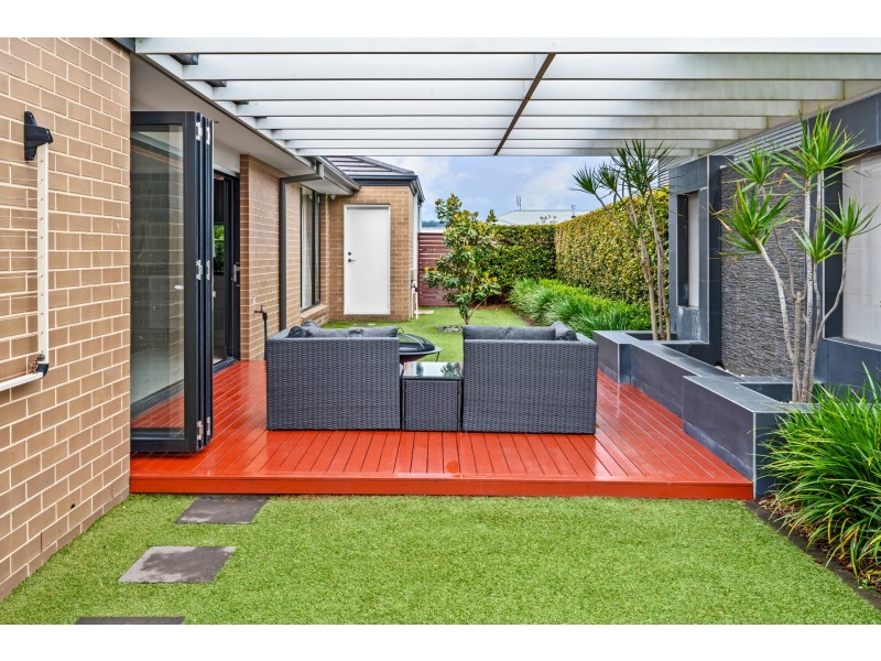 19 Grand Parade, Rutherford NSW 2320