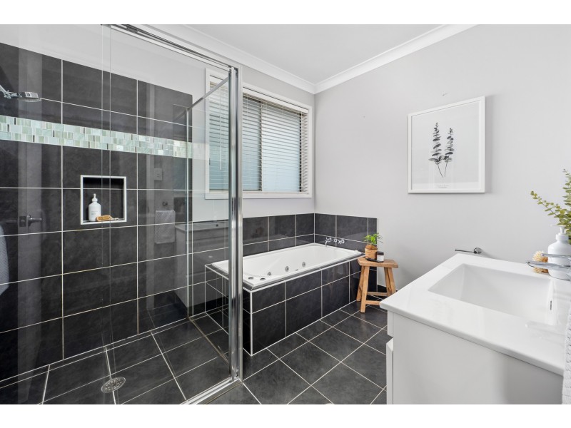 45 Tournament Street, Rutherford NSW 2320