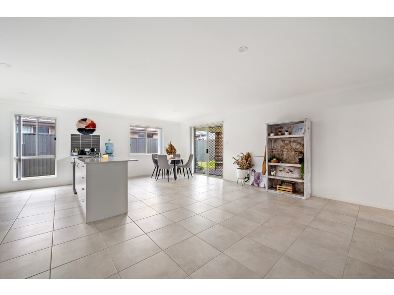 62 Ardennes Circuit, Gillieston Heights NSW 2321