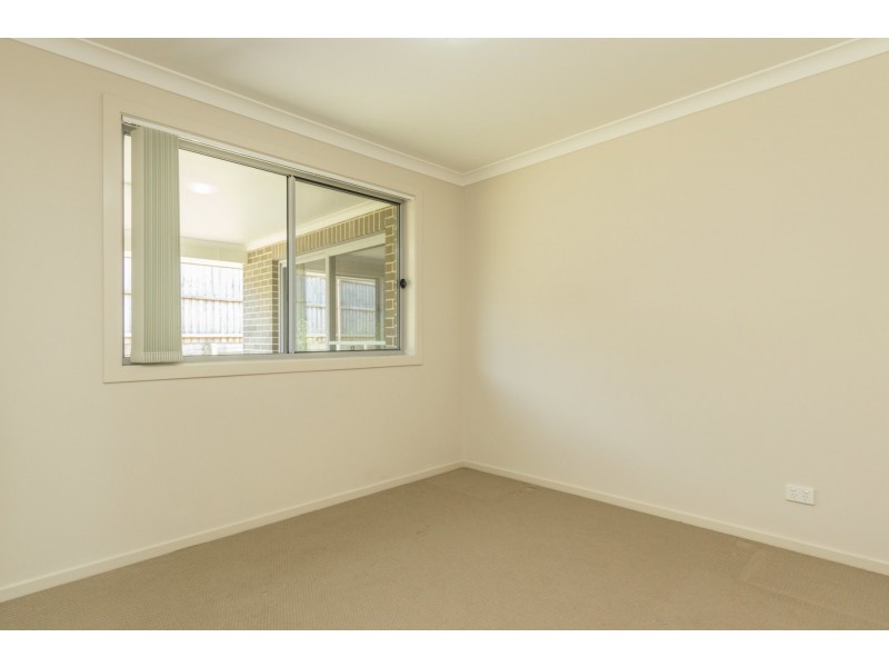 11 McKeachie Drive, Aberglasslyn NSW 2320