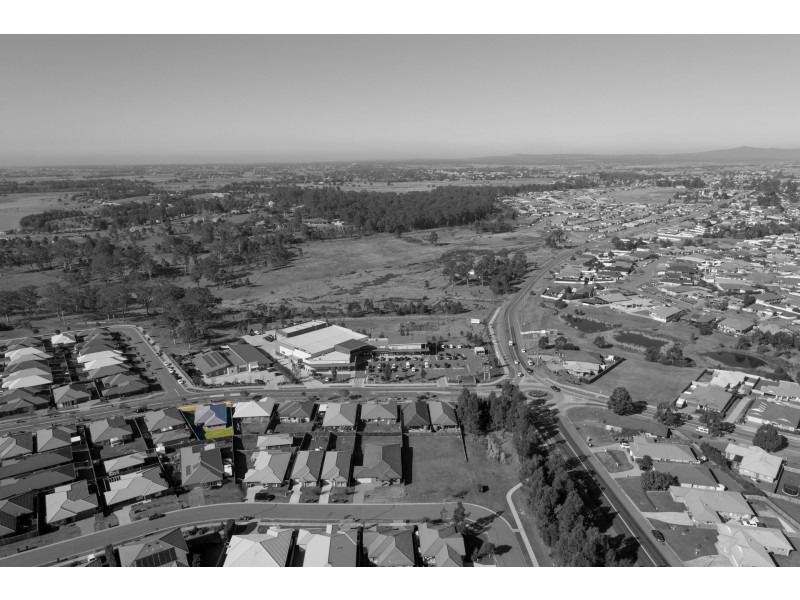 11 McKeachie Drive, Aberglasslyn NSW 2320