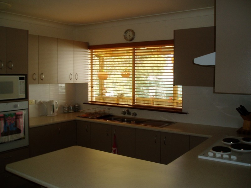 10 Curlew Crescent, Woodberry NSW 2322