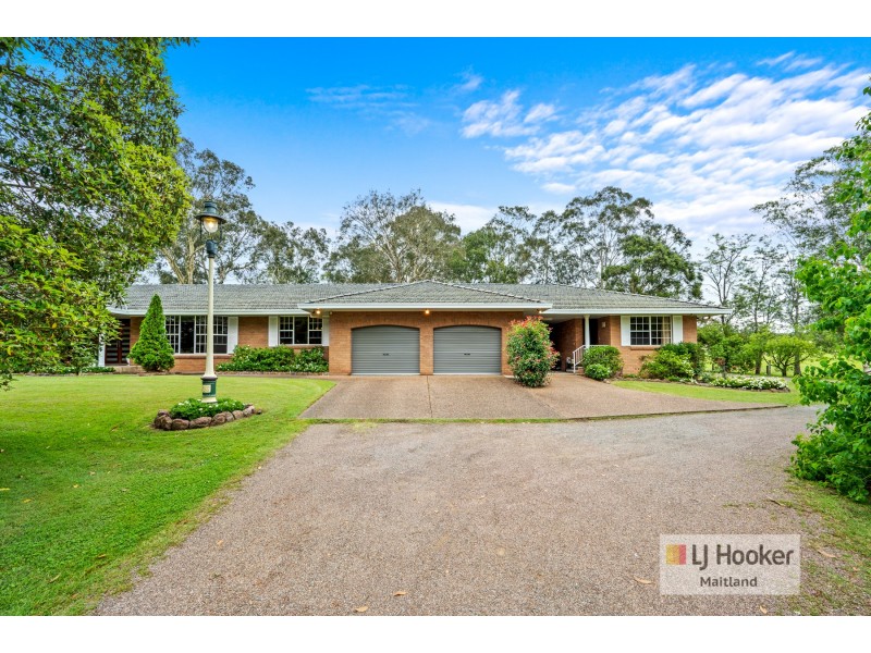 27 Lang Drive, Bolwarra Heights NSW 2320