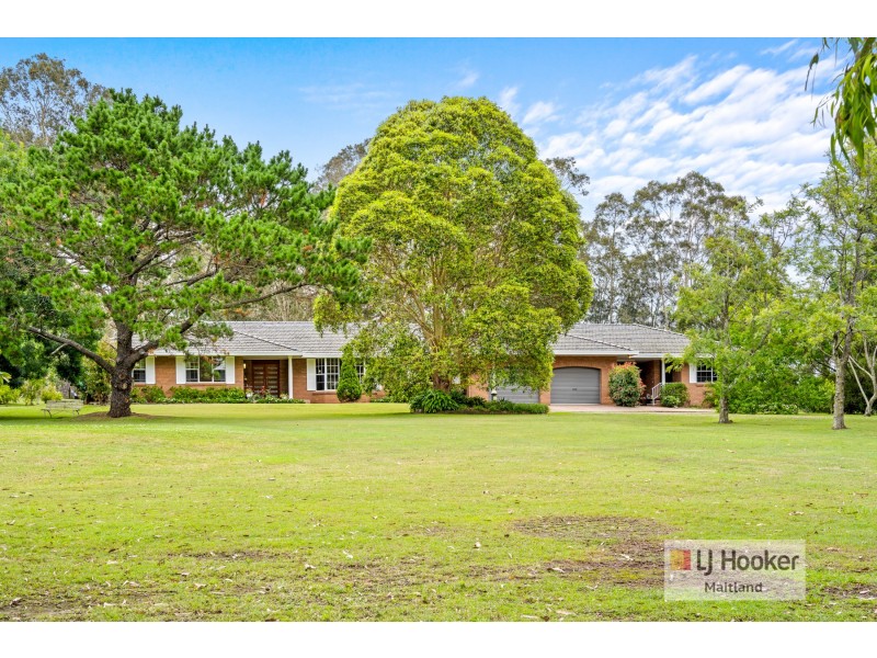 27 Lang Drive, Bolwarra Heights NSW 2320