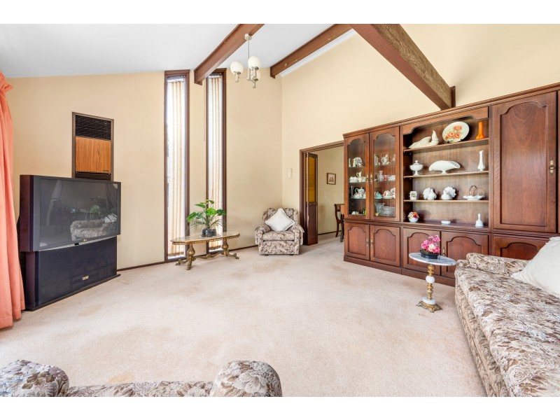 8 Thurlow Close, Bolwarra NSW 2320