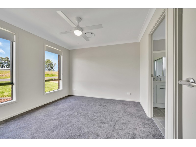 21 Beryl Drive, Rutherford NSW 2320