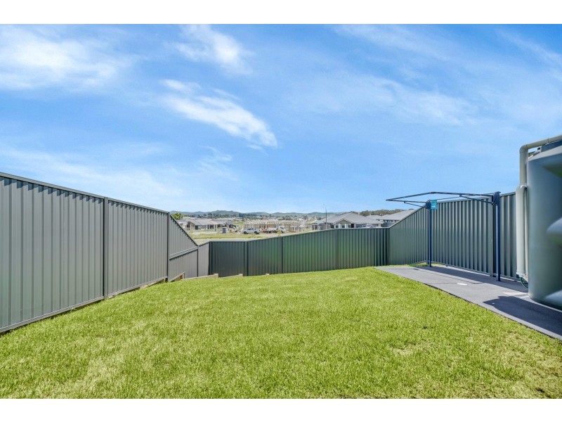 21 Beryl Drive, Rutherford NSW 2320