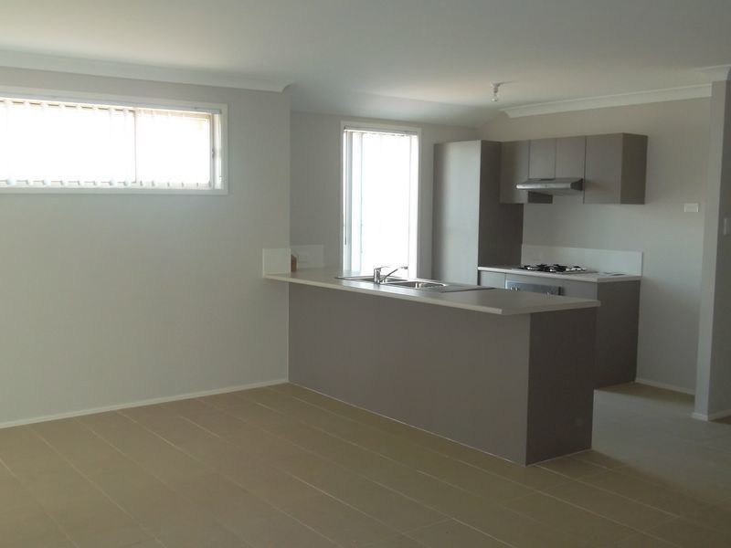 72 Redgum Circuit, Aberglasslyn NSW 2320