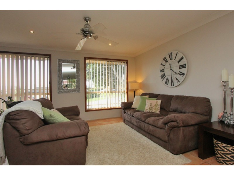 9 Adam Avenue, Rutherford NSW 2320