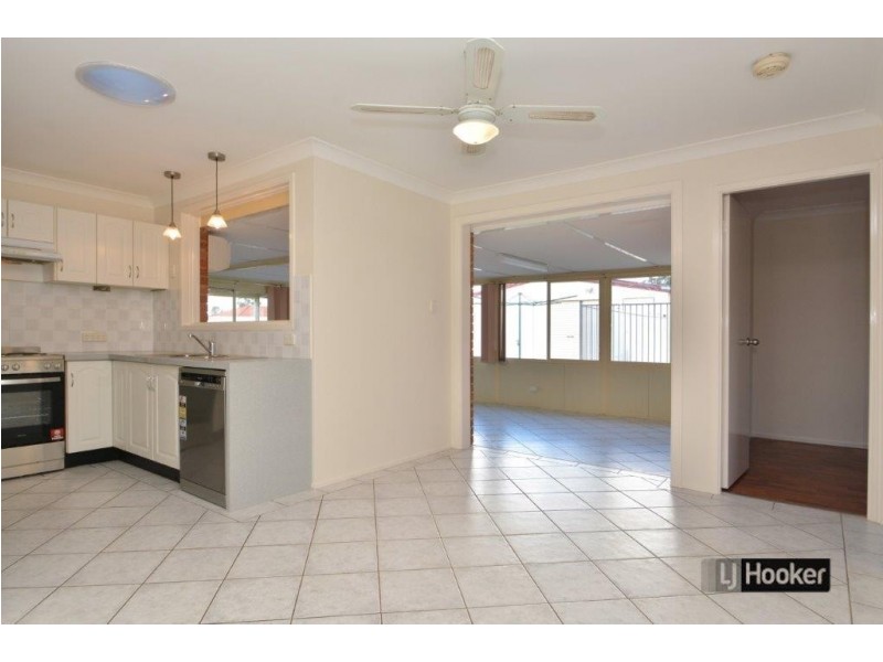 3 Lycett Close, Metford NSW 2323