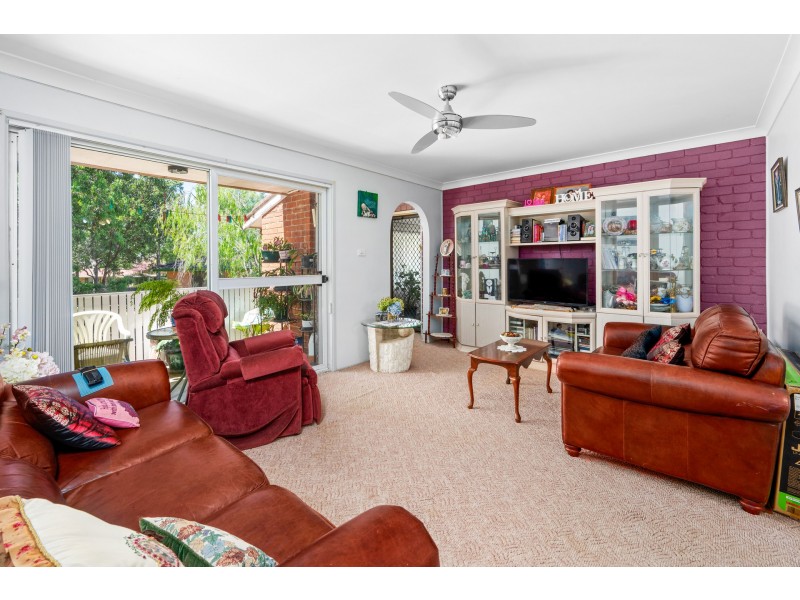 4/16 Lobelia Close, Metford NSW 2323