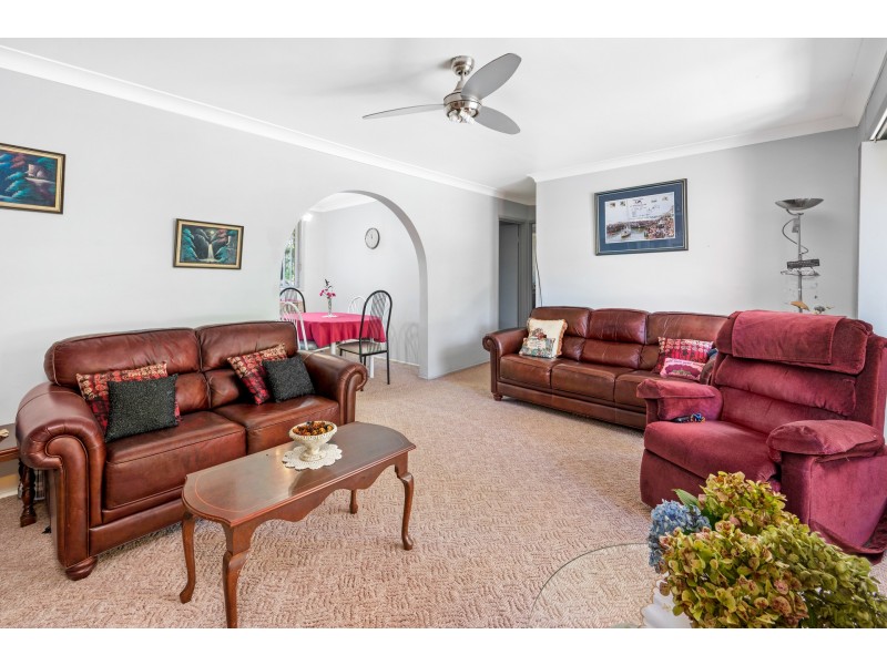 4/16 Lobelia Close, Metford NSW 2323