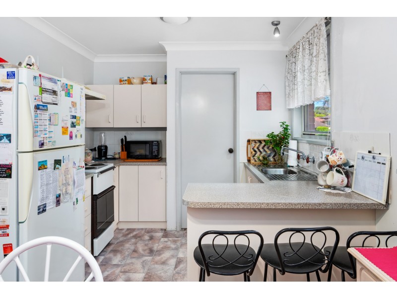 4/16 Lobelia Close, Metford NSW 2323