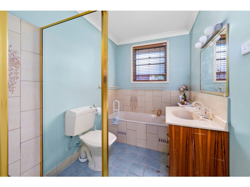 4/16 Lobelia Close, Metford NSW 2323