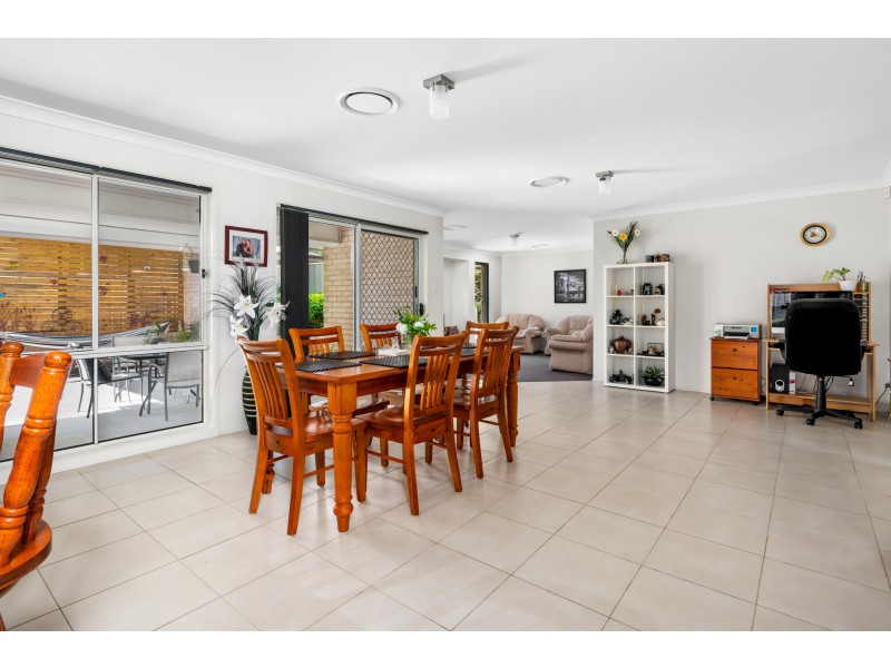 73 Clayton Crescent, Rutherford NSW 2320