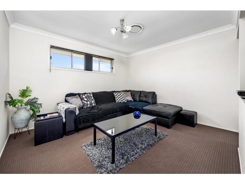 73 Clayton Crescent, Rutherford NSW 2320