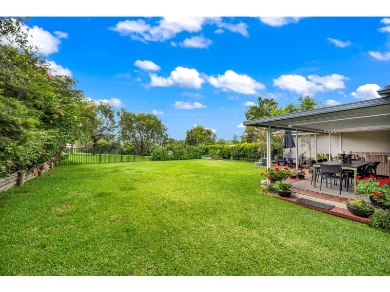 24 Corina Avenue, Bolwarra Heights NSW 2320
