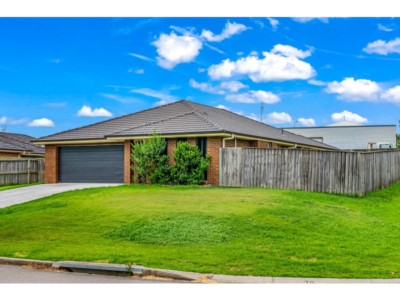 39 Saddlers Drive, Gillieston Heights NSW 2321
