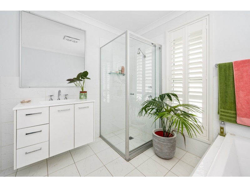 11 Pandanus Circuit, Bolwarra NSW 2320