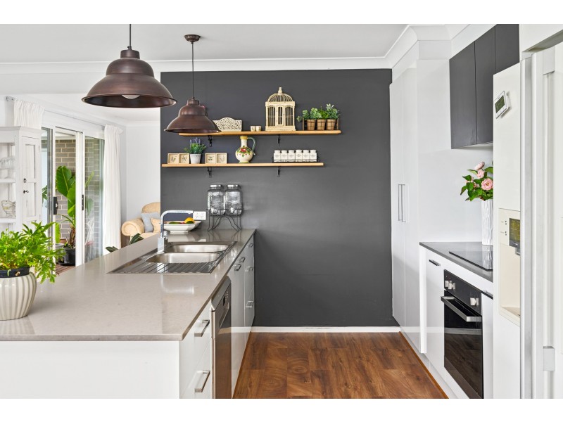 11 Pandanus Circuit, Bolwarra NSW 2320