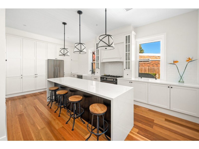 5 Allan Street, Lorn NSW 2320