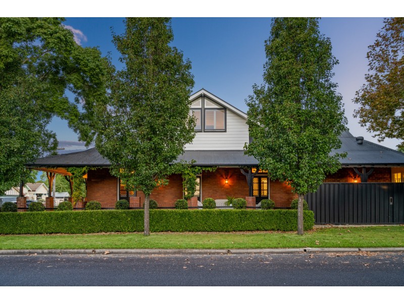 5 Allan Street, Lorn NSW 2320