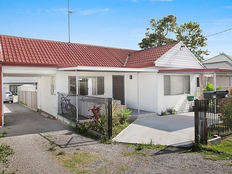 38 Sydney Street, Gateshead NSW 2290