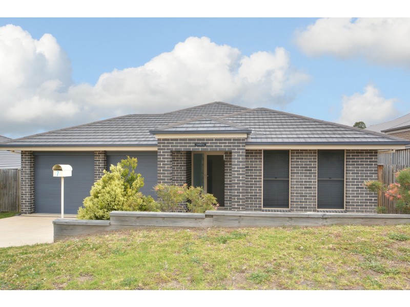 7 Patriot Close, Gillieston Heights NSW 2321