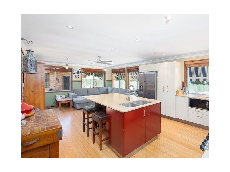 14 Sylvan Crescent, East Maitland NSW 2323