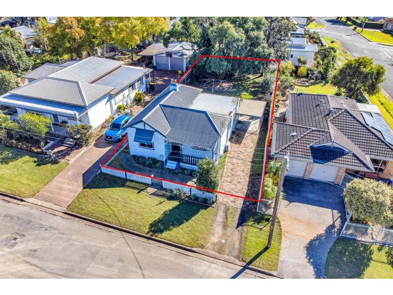4 Foster Street, Cessnock NSW 2325
