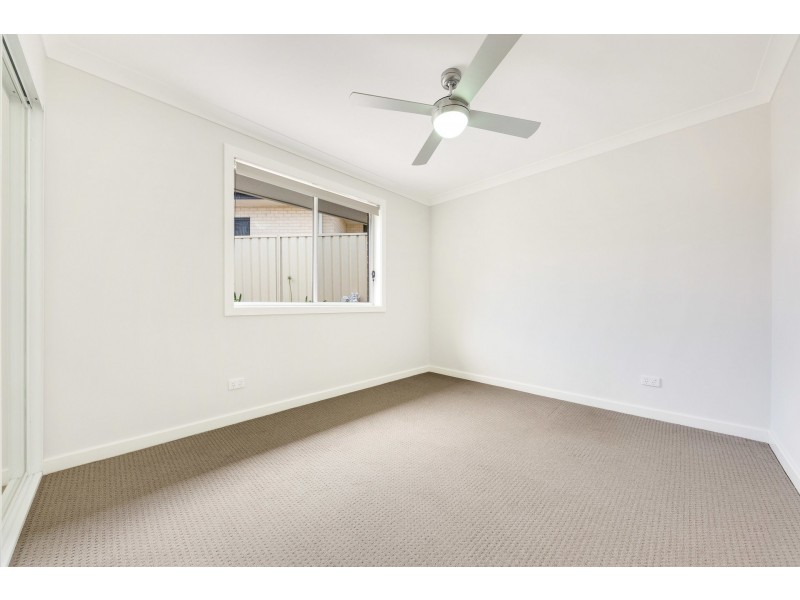 1/61 Clayton Crescent, Rutherford NSW 2320