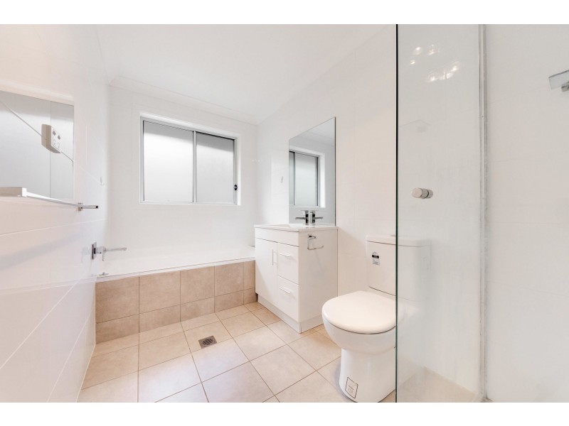 1/61 Clayton Crescent, Rutherford NSW 2320