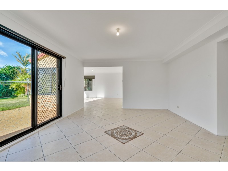10 Somerset Drive, Thornton NSW 2322