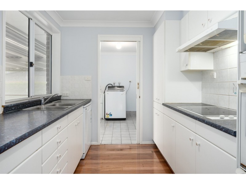 9 Correa Close, Aberglasslyn NSW 2320