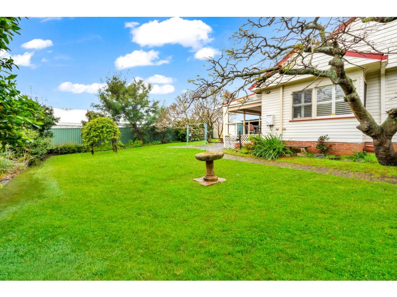 4 Chambers Street, East Maitland NSW 2323