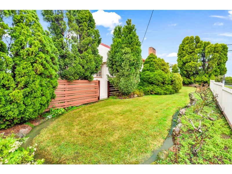 4 Chambers Street, East Maitland NSW 2323