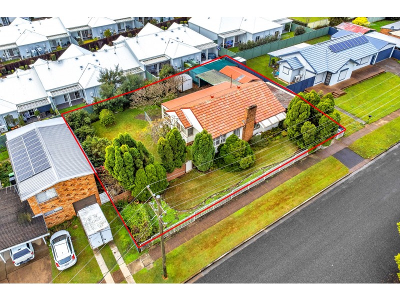 4 Chambers Street, East Maitland NSW 2323