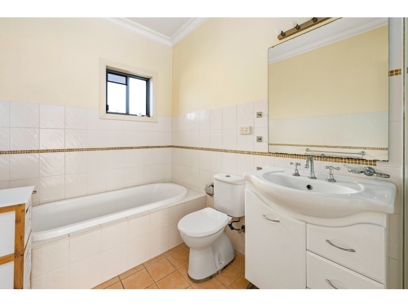 2/13 Steam Street, Maitland NSW 2320