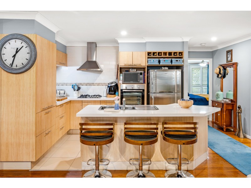 4 Darby Lane, Rutherford NSW 2320