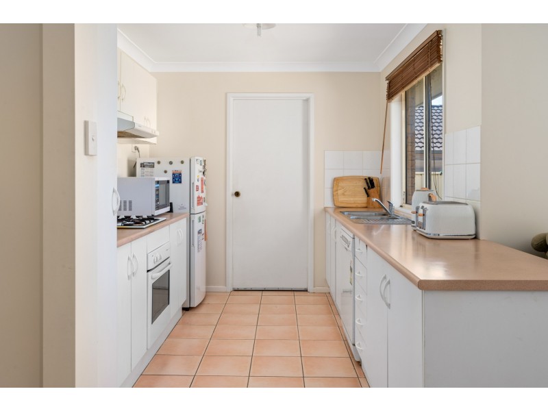 37 Broughton Street, Rutherford NSW 2320