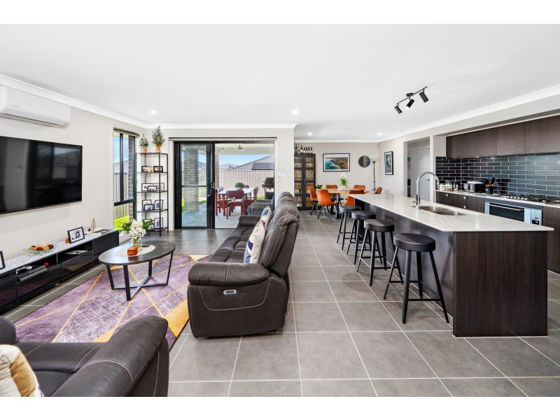 107 Redwood Drive, Gillieston Heights NSW 2321