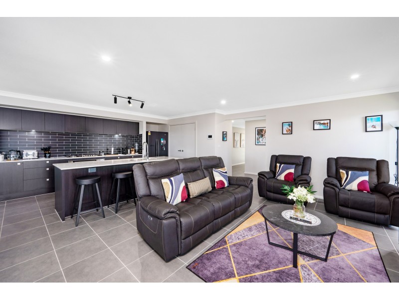 107 Redwood Drive, Gillieston Heights NSW 2321