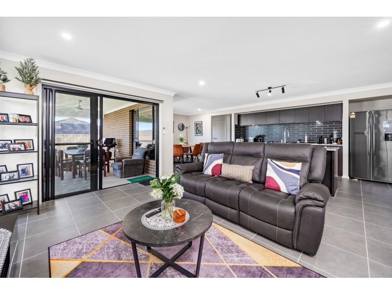 107 Redwood Drive, Gillieston Heights NSW 2321