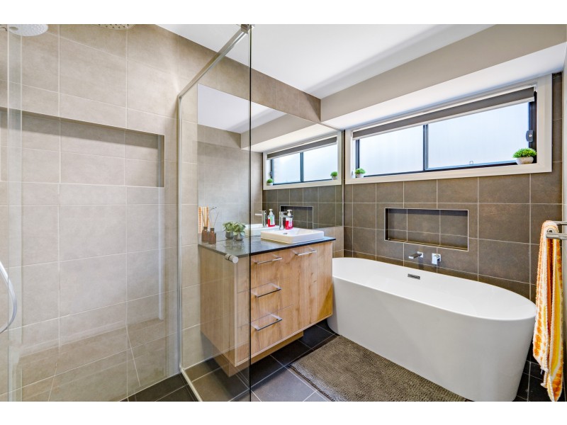 107 Redwood Drive, Gillieston Heights NSW 2321