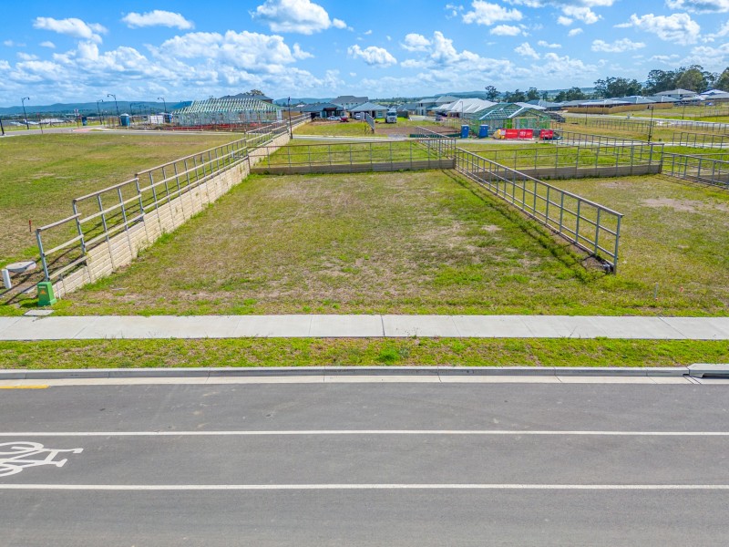 3 Steamcruiser Drive, Chisholm NSW 2322