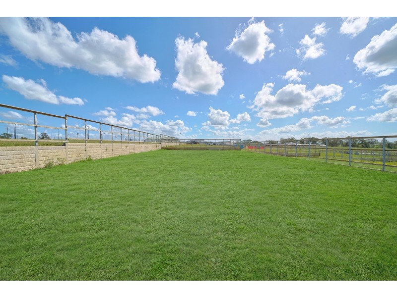 3 Steamcruiser Drive, Chisholm NSW 2322